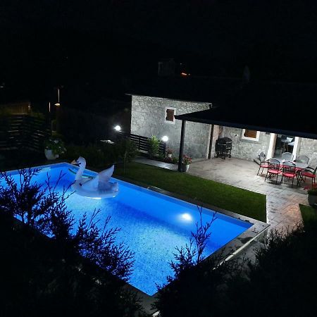 Villa Kos Lupoglav  Экстерьер фото