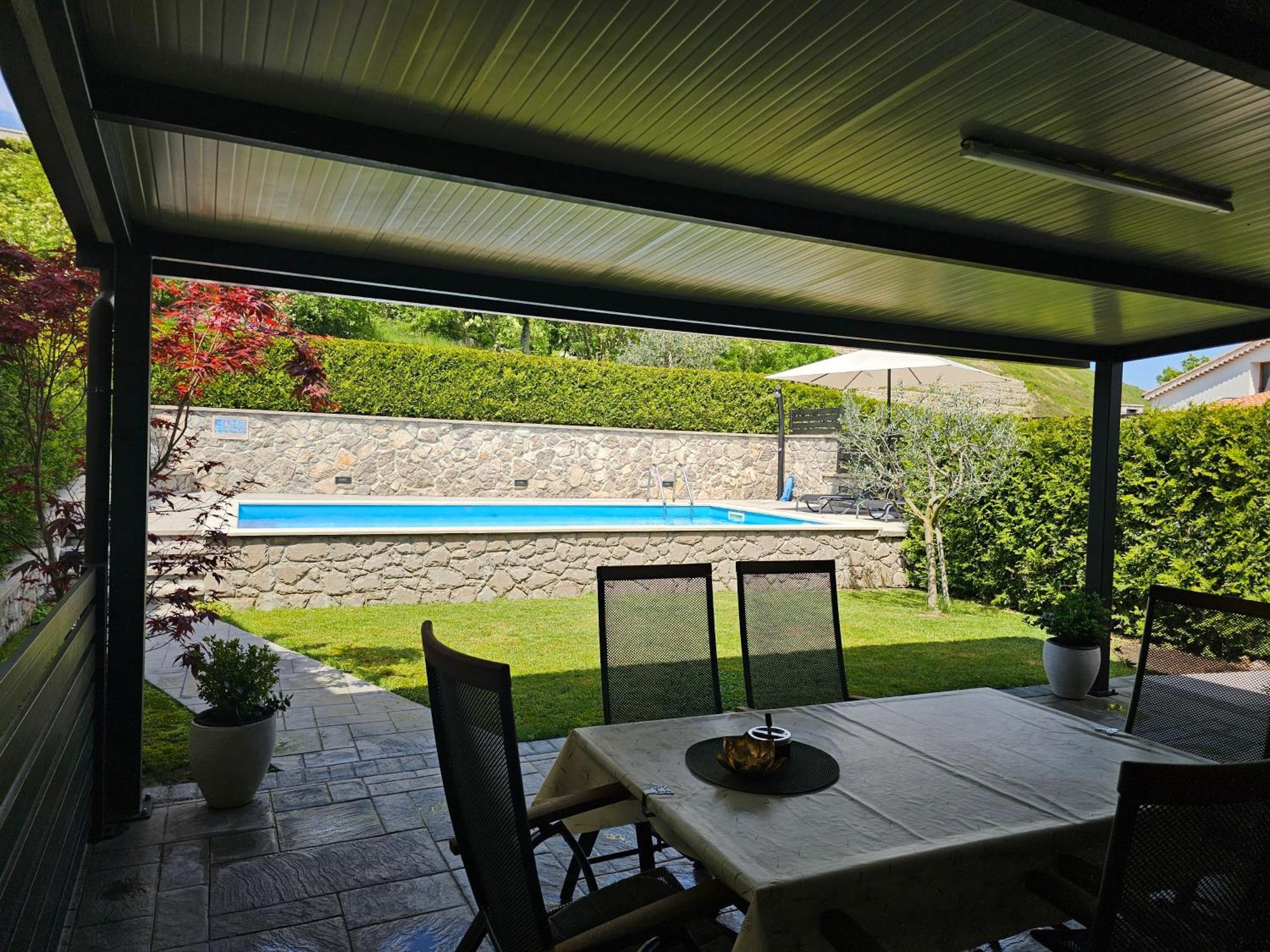 Villa Kos Lupoglav  Экстерьер фото