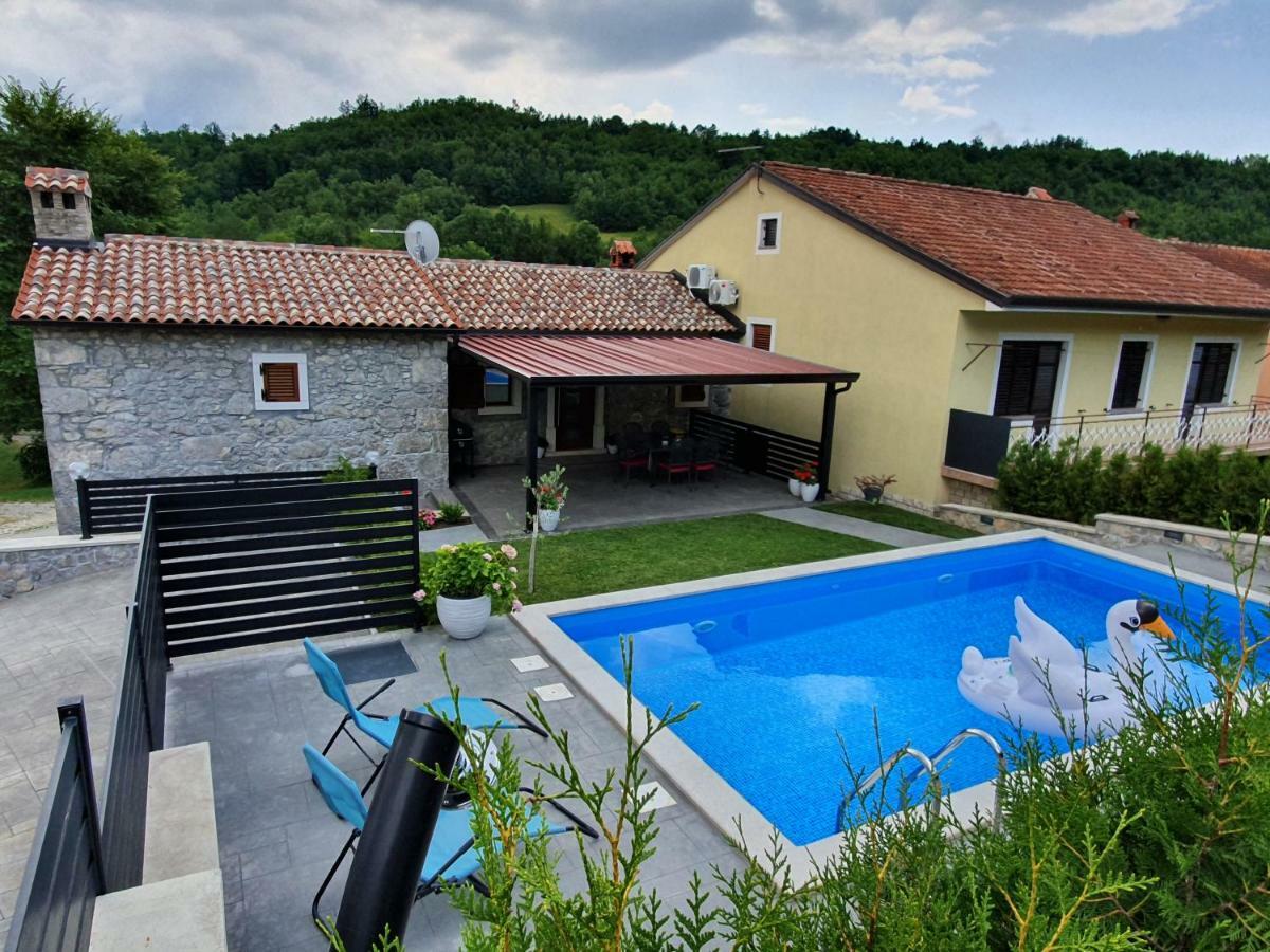 Villa Kos Lupoglav  Экстерьер фото